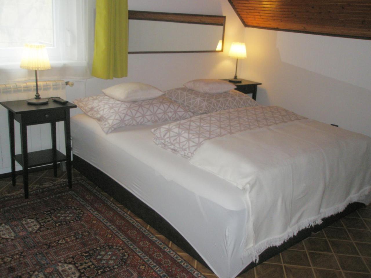 Hotel Helga Vendeghaz Budaörs Exterior foto
